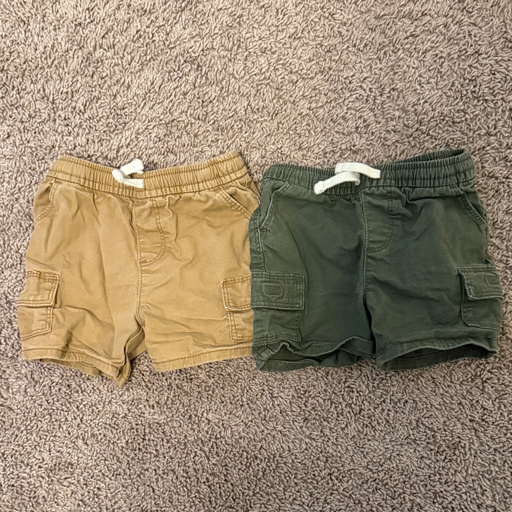Old Navy Kids Shorts in Tan and Green!
